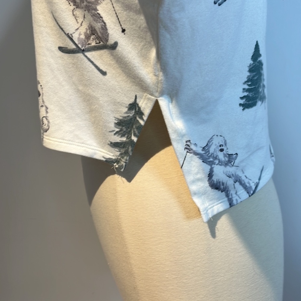 Gilly Hicks tree print/skiing yeti 2pc. Pyjama set in white size small NWT - Picture 12 of 16